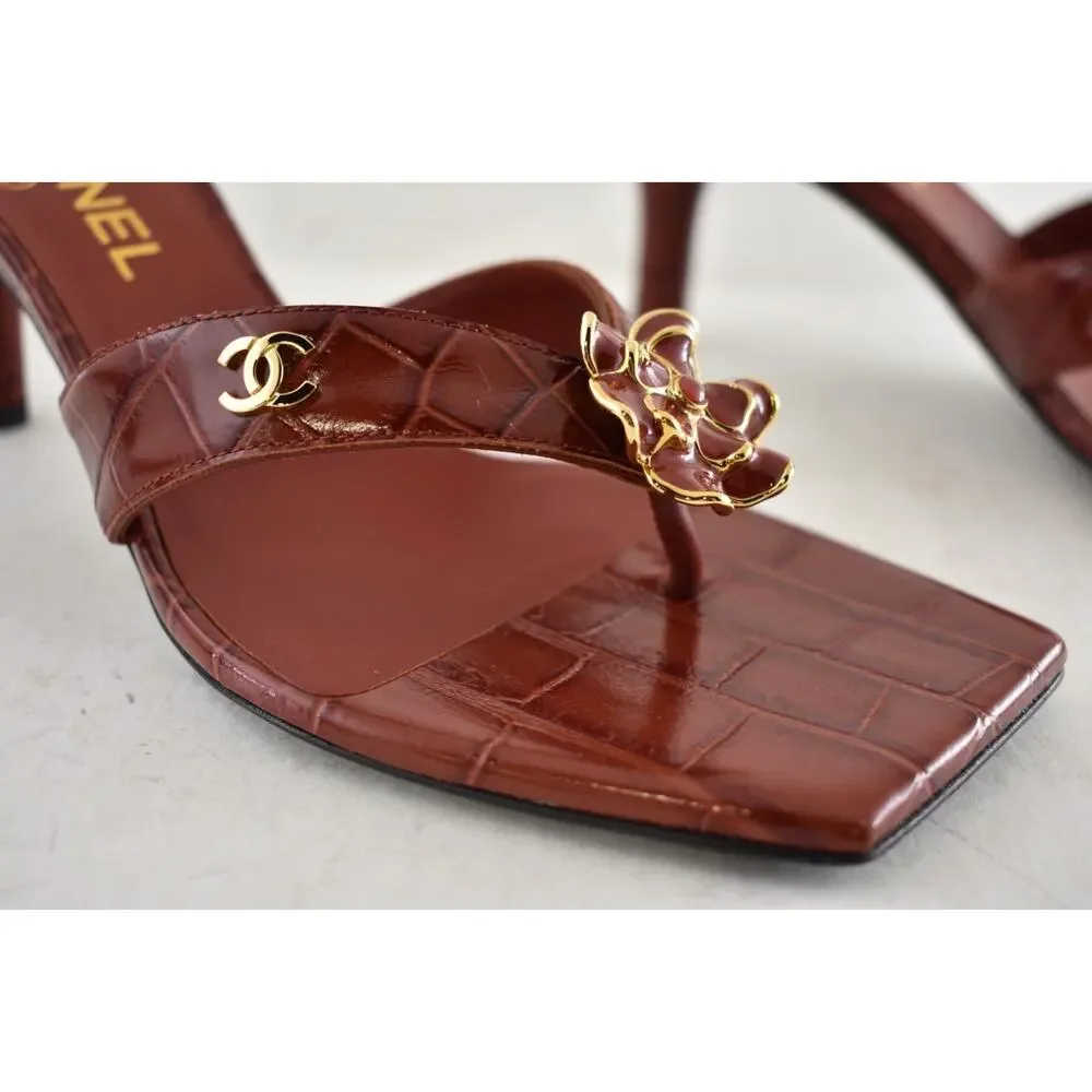 Chanel 26A Dark Red Crocodile Croc CC Flower Backless Mule Heel Thong Sandal 40